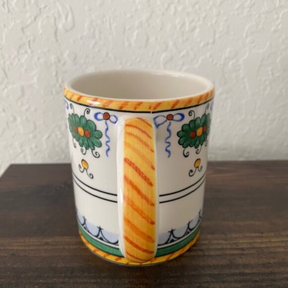 Made in Portugal Porcelan Coffee Mug with  Deruta Style Floral Scrolls - Picture 2 of 5